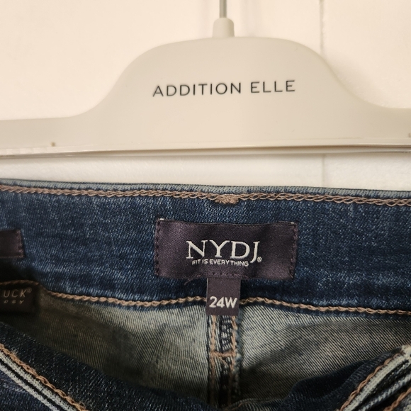 NYDJ Marilyn Straight Crockett Jeans Blue Medium Wash New NWT Size 24W Stretch - Picture 4 of 10